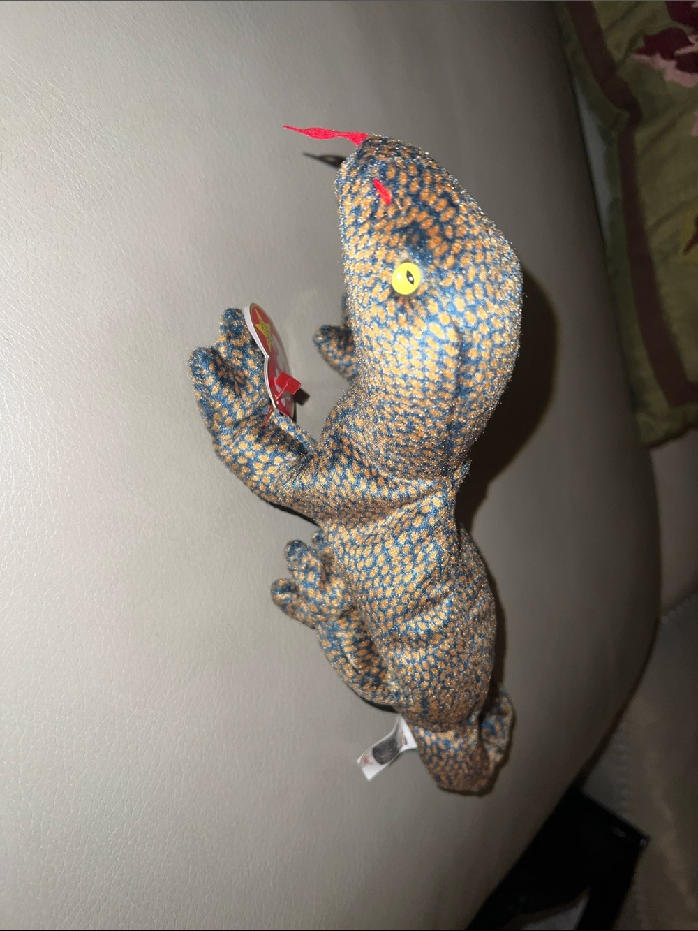 TY Beanie Babies Scaly the lizard with blue and gold speckled pattern